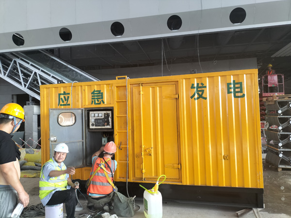 泉港怎样判断空气滤清器是否需要更换？
